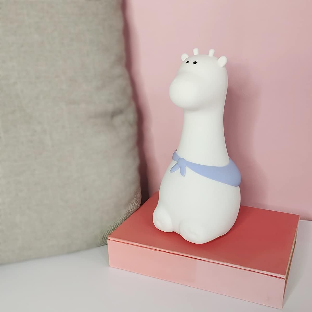 Giraffe with Scarf Silicone Night Light - Tinyminymo