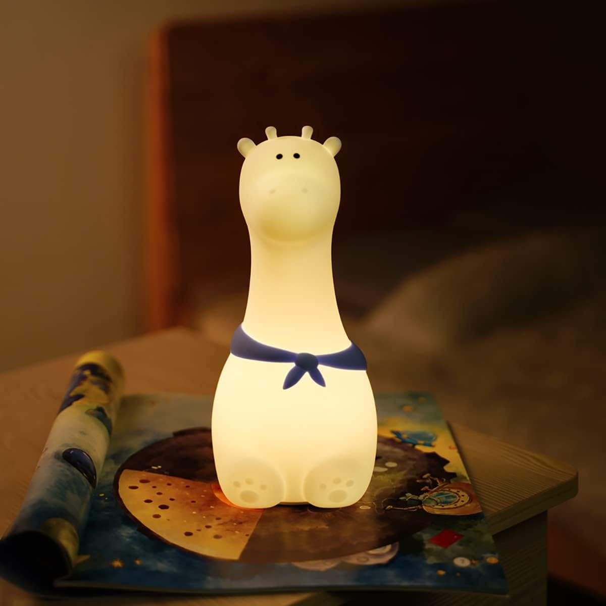 Giraffe with Scarf Silicone Night Light - Tinyminymo
