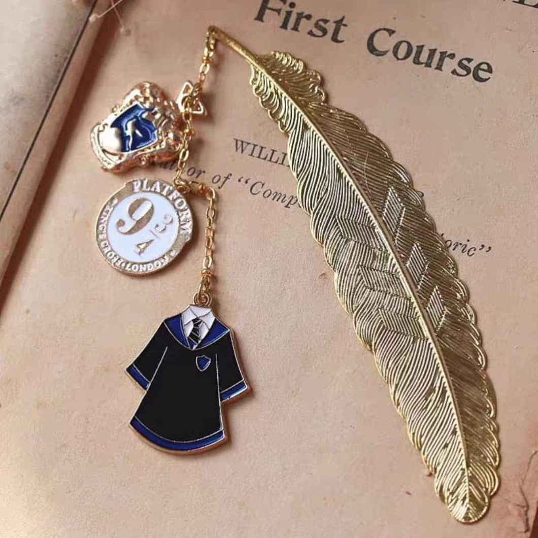 Harry Potter Bookmark with Charms in Ravenclaw House Uniform - Tinyminymo