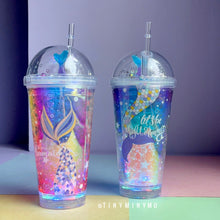 Load image into Gallery viewer, Holographic Mermaid LED Sipper with Straw - Tinyminymo
