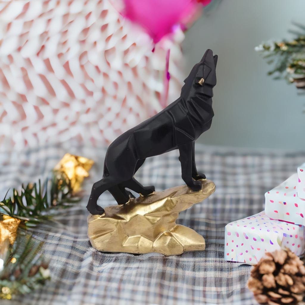 Howling Wolf Showpiece - Tinyminymo