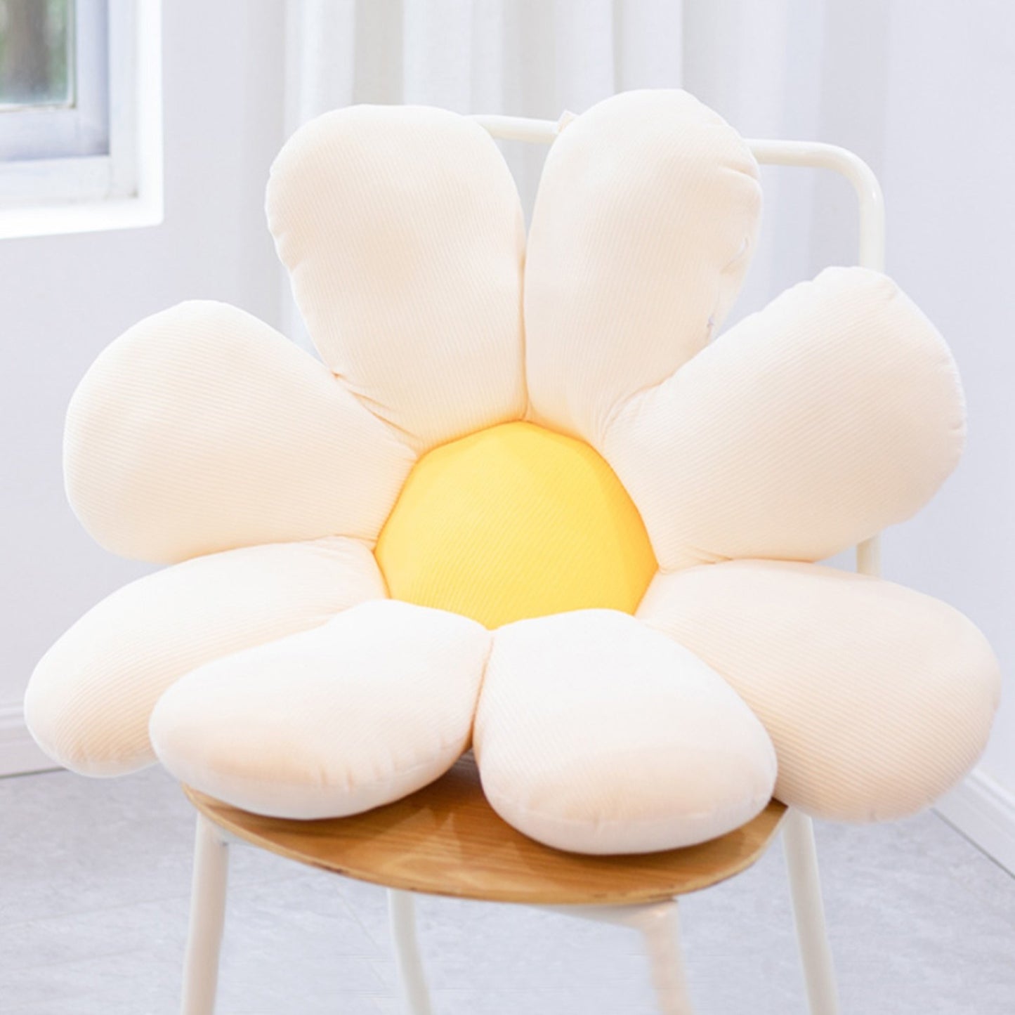 Kawaii Daisy Shaped Pillow - Tinymminymo