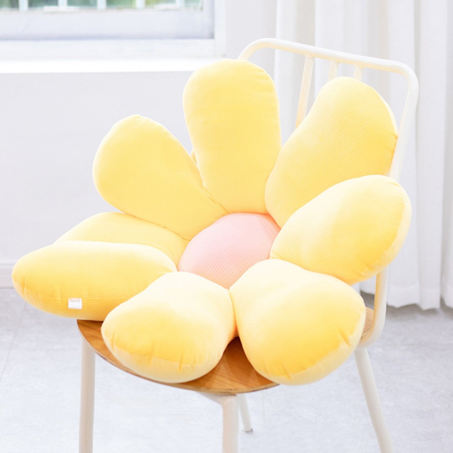 Kawaii Daisy Shaped Pillow - Tinymminymo