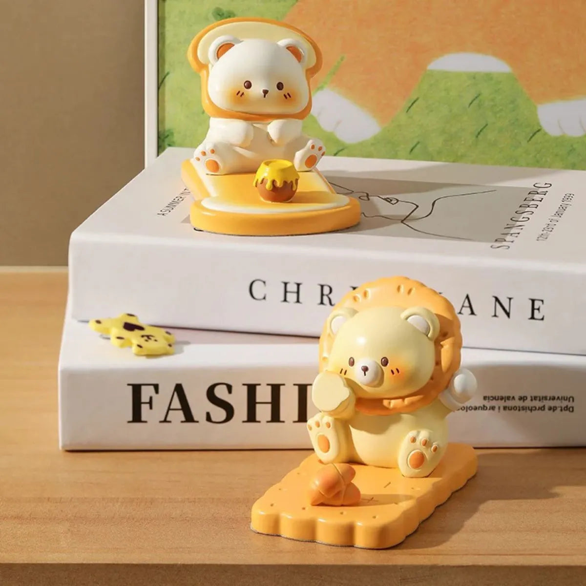 Two Resin Phone Holders in Bear Design - Tinyminymo