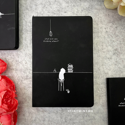 Kitty on the Stool Design of Black Page Notebook - Tinyminymo