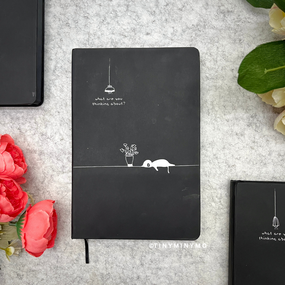 Sleeping Kitty Design of Black Page Notebook - Tinyminymo