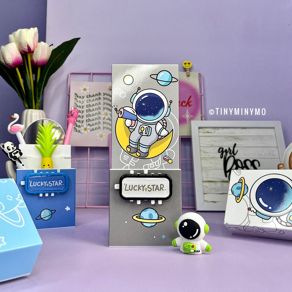 Lockable pencil box cum pen stand - Astronaut - Tinyminymo