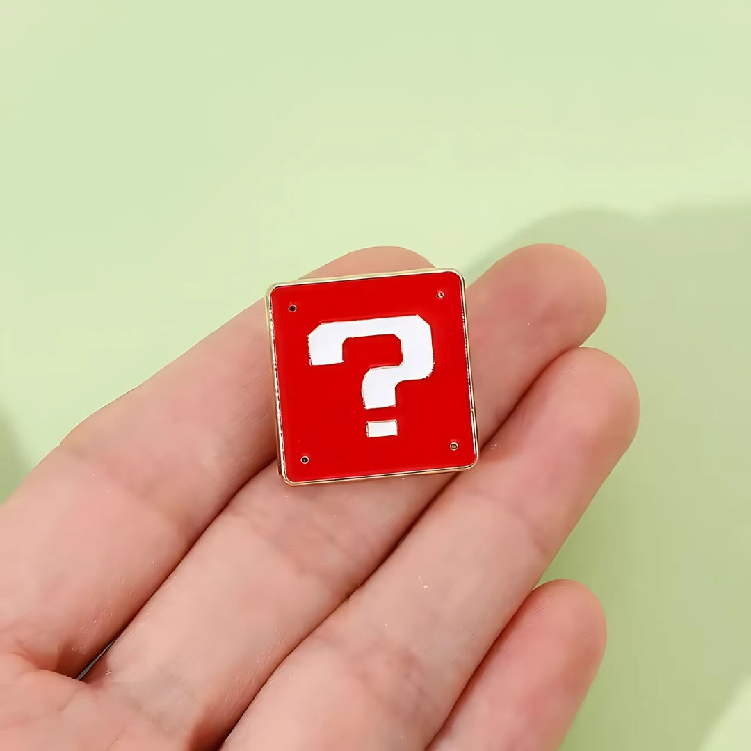 Mario Lapel Pin - Tinyminymo