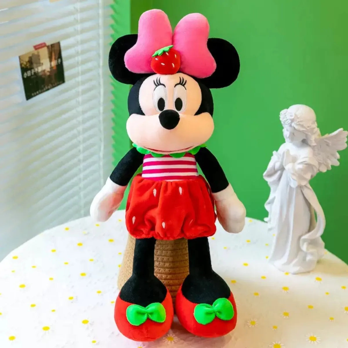 Minnie Mouse Plushie - Tinyminymo