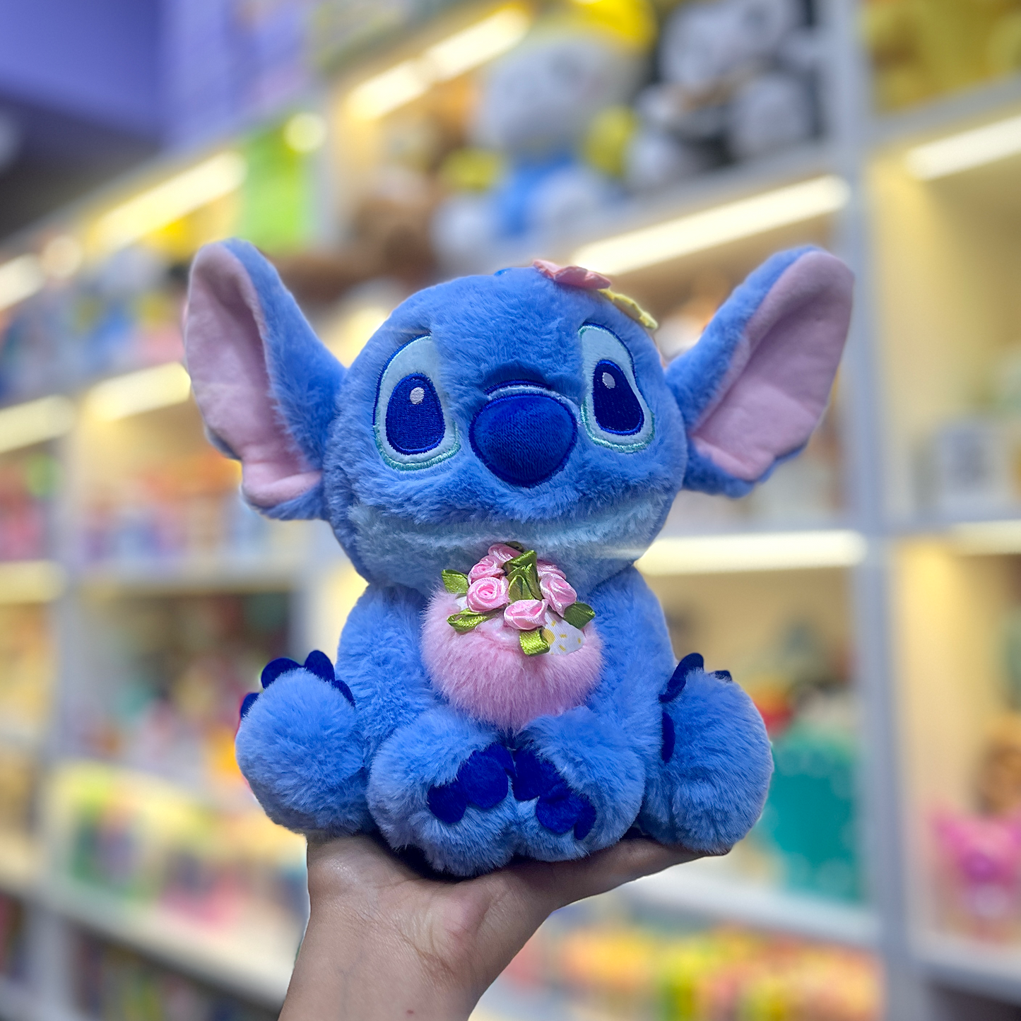 Stitch Plushie with Flower Bouquet - Tinyminymo