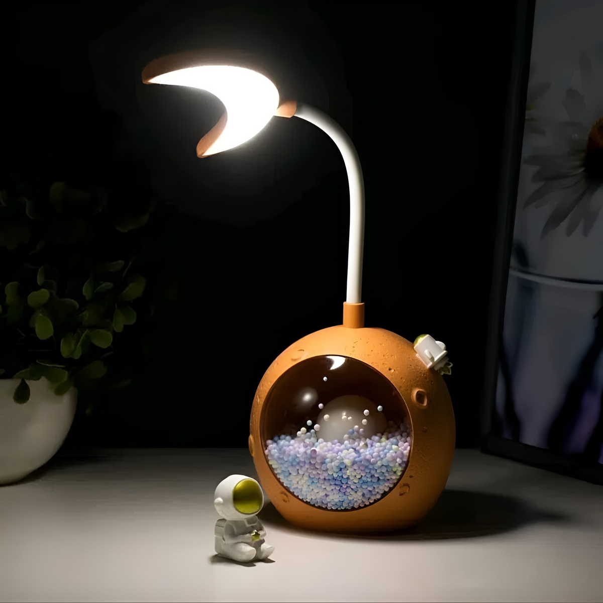 Moon Shaped Confetti LED Desk Lamp - Tinyminymo