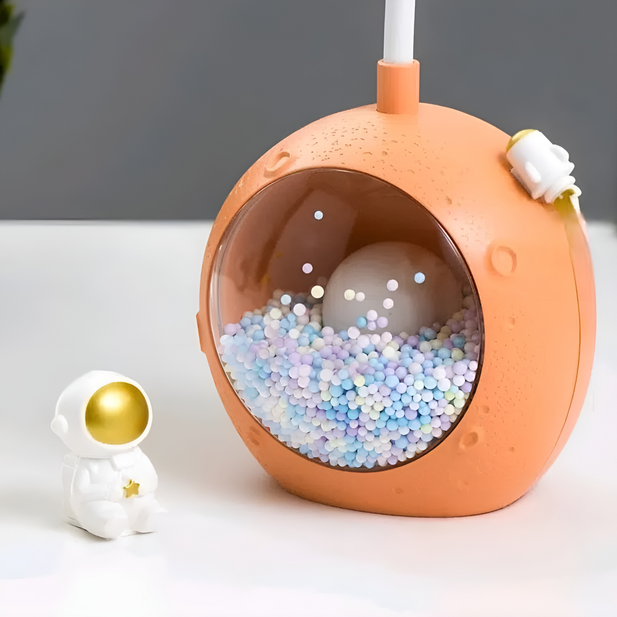Moon Shaped Confetti LED Desk Lamp - Tinyminymo