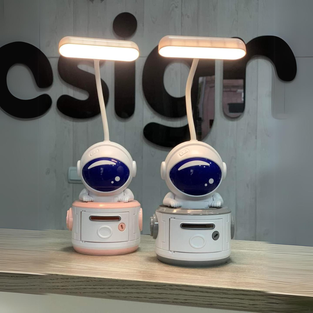 Multipurpose Astronaut Desk Lamp - Tinyminymo