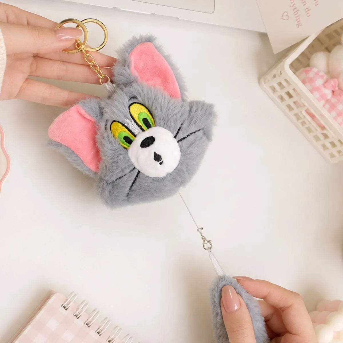 Pull the Tail Tom Keychain - Tinyminymo