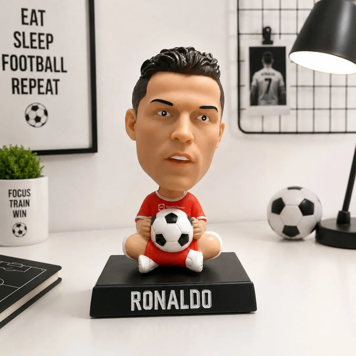 Ronaldo Bobblehead in Red Jersey - Tinyminymo