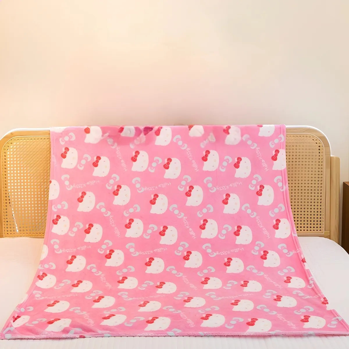 Hello Kitty Design Blanket - Tinyminymo