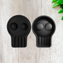 Load image into Gallery viewer, Silicone Skull Ashtray - Tinyminymo
