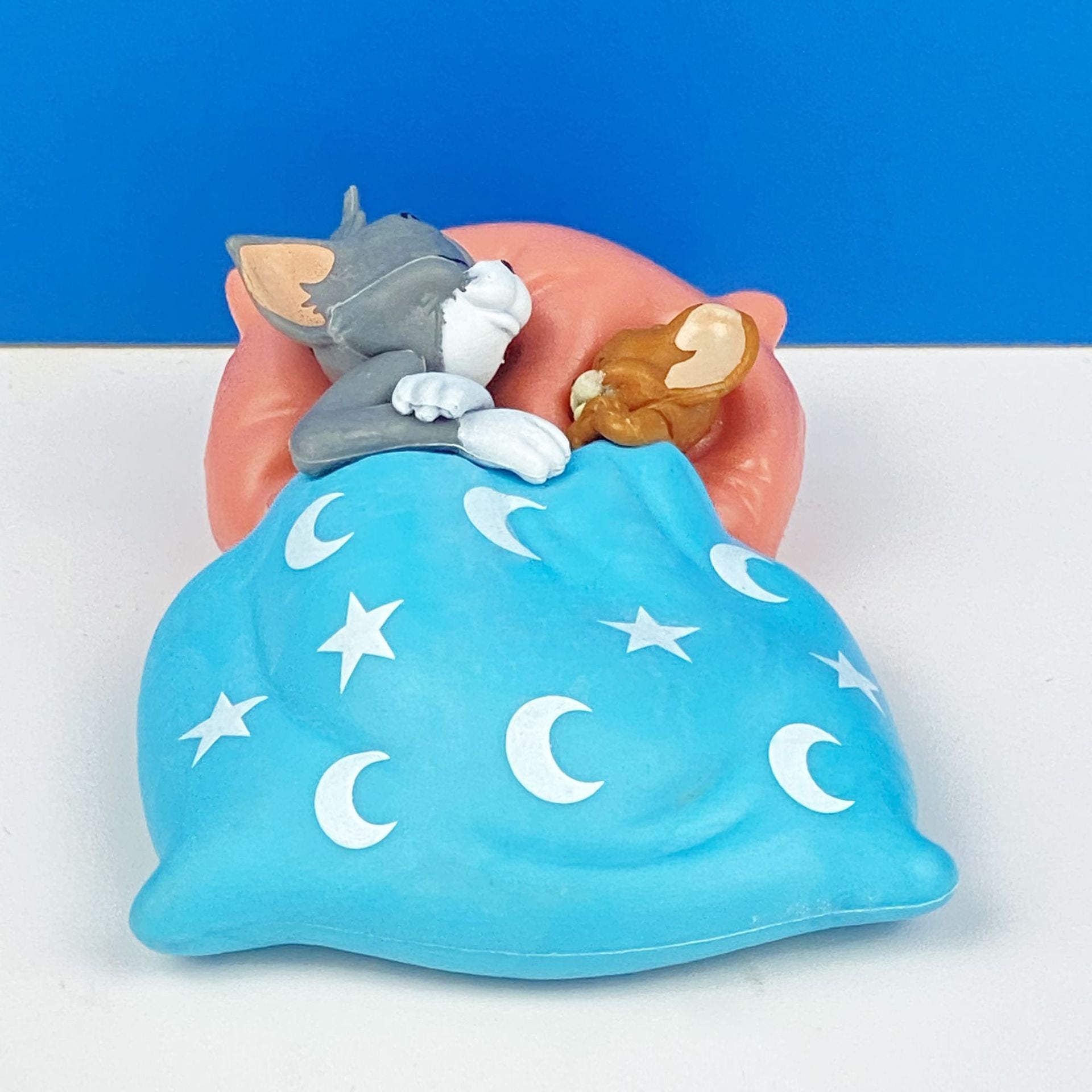 Tom Sleep Buy Sleeping Tom and Jerry Action Figure | Tinyminymo