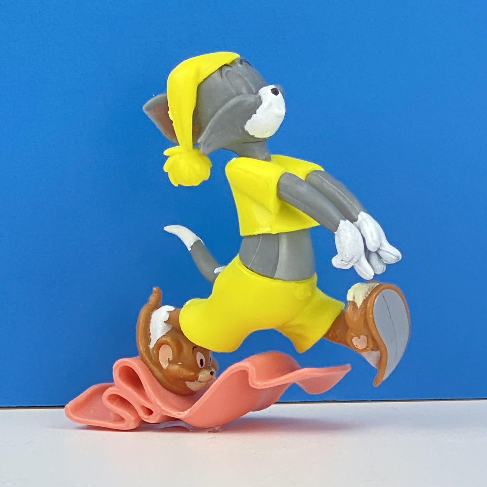 Sleeping Tom and Jerry Action Figure - Tinyminymo