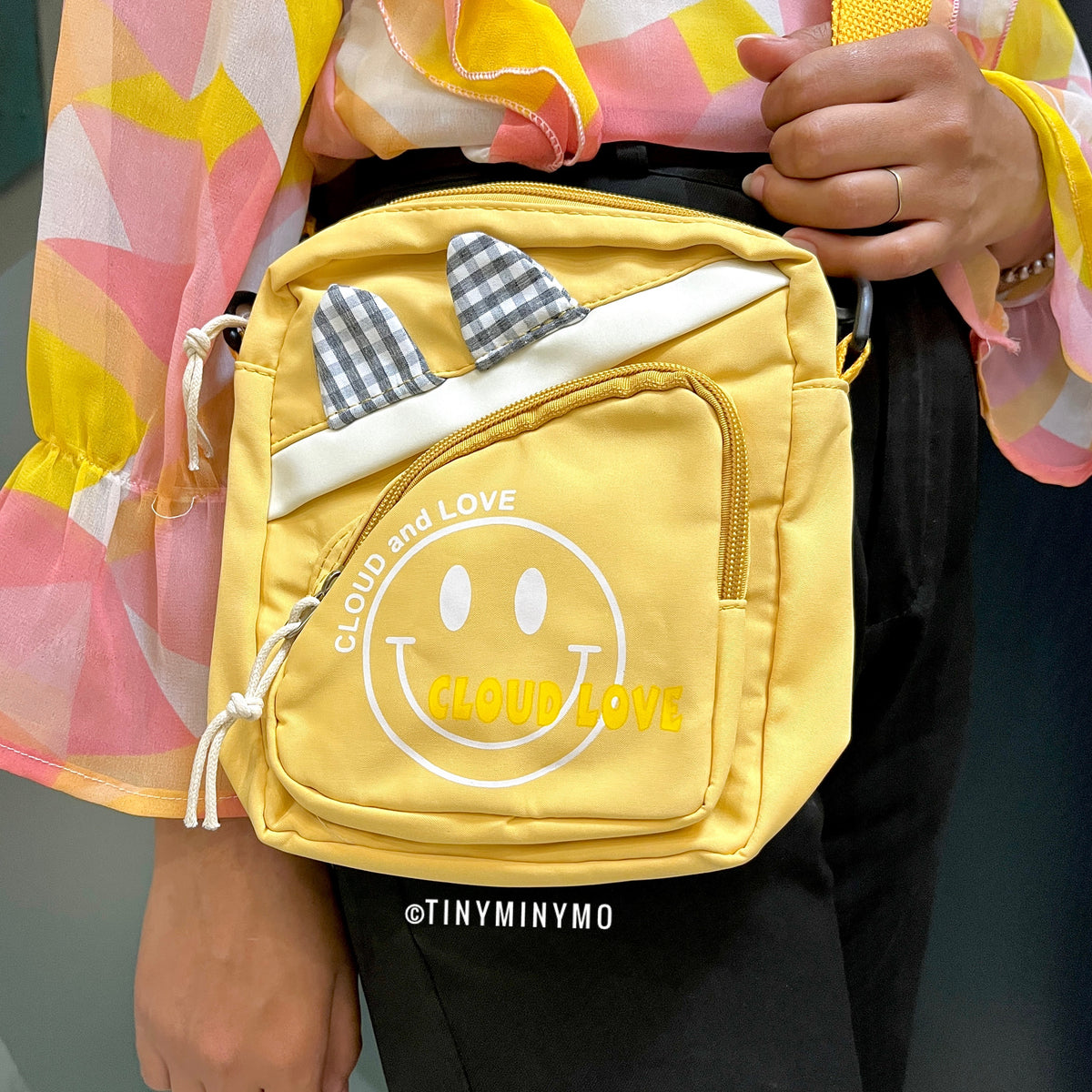 Stain Proof Kids Travel Sling Bag - Tinyminymo