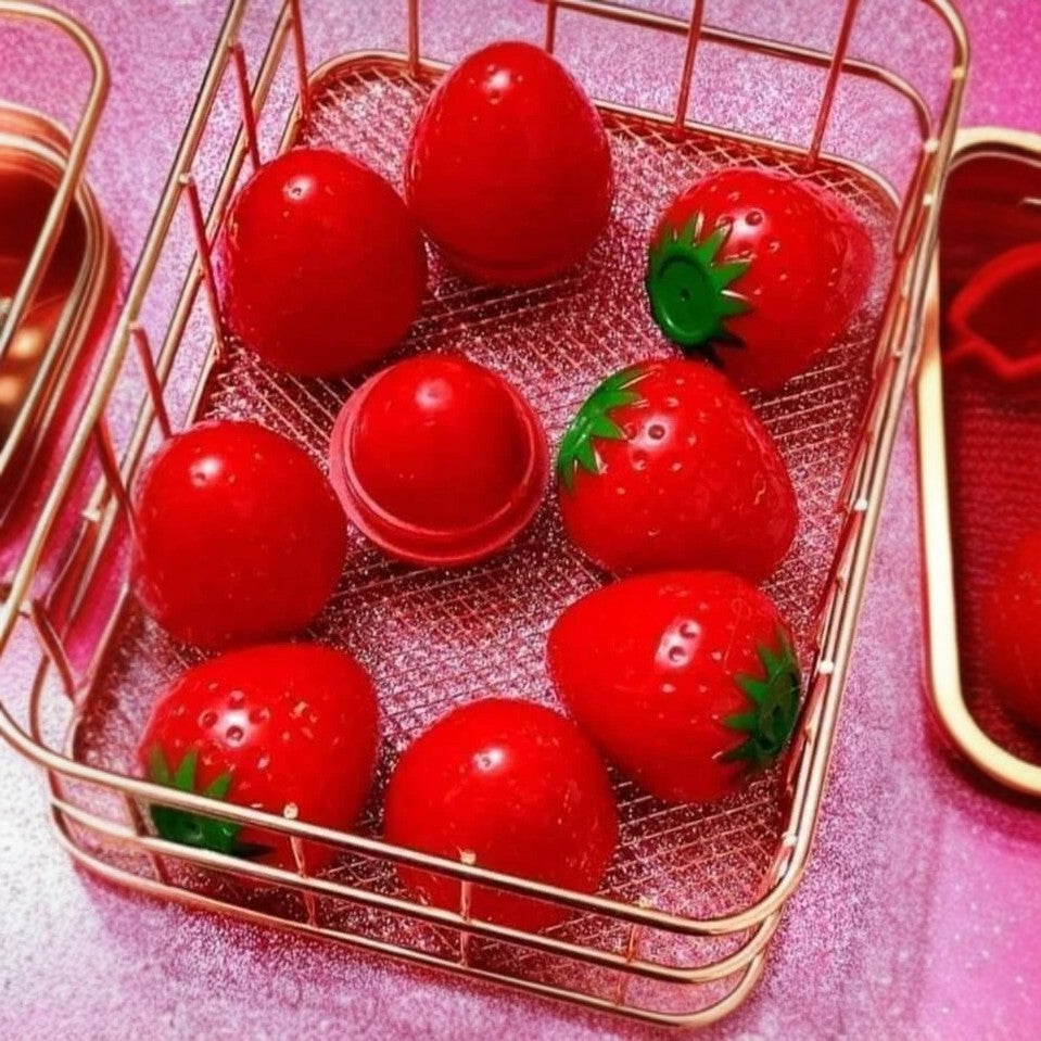 Strawberry Lip Balm - Tinyminymo