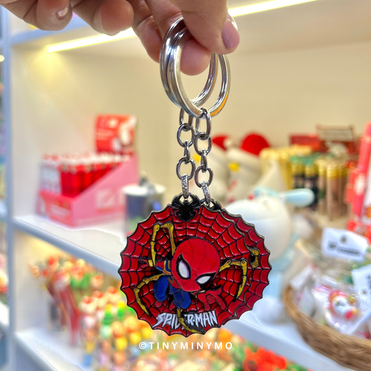 Two Spin Metal Keychains with Spiderman Design - Tinyminymo 