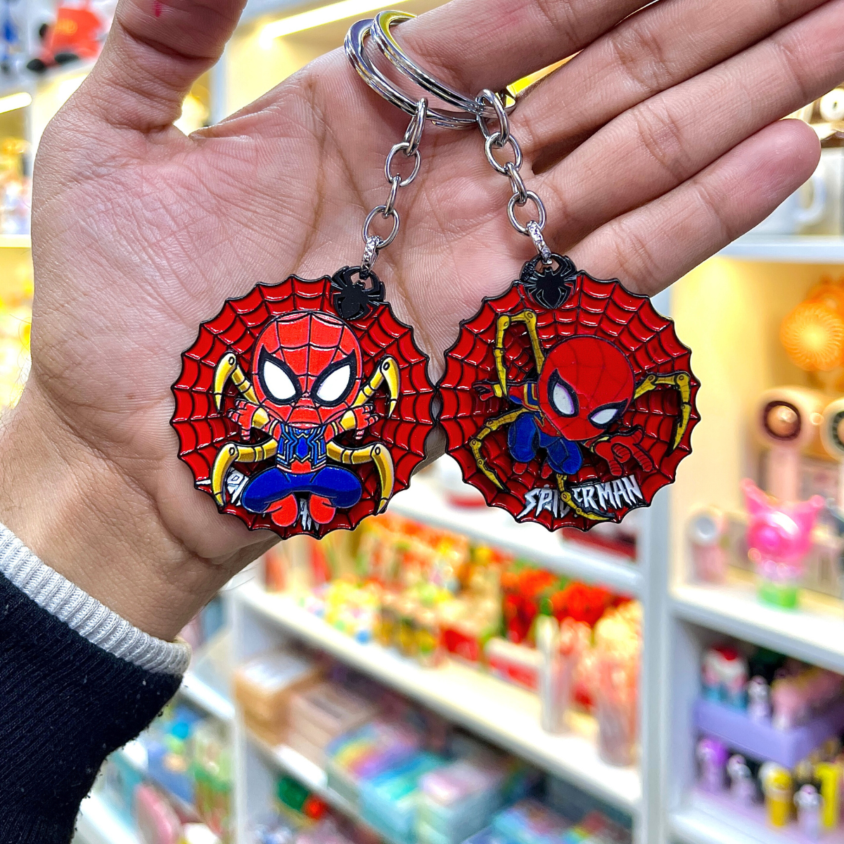Two Designs of Superhero Metal Keychain - Tinyminymo