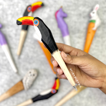 Load image into Gallery viewer, Wooden Pen with Toucan Design - Tinyminymo
