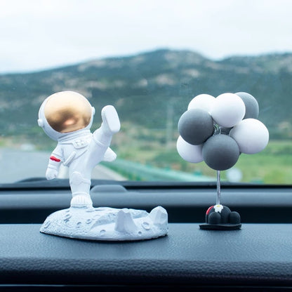 Astronaut Mobile Holder - Kick - Tinyminymo