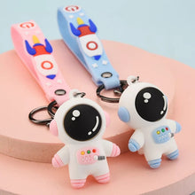 Load image into Gallery viewer, Astronaut Keychain - Tinyminymo
