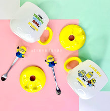 Load image into Gallery viewer, Minion Mug with Spoon
