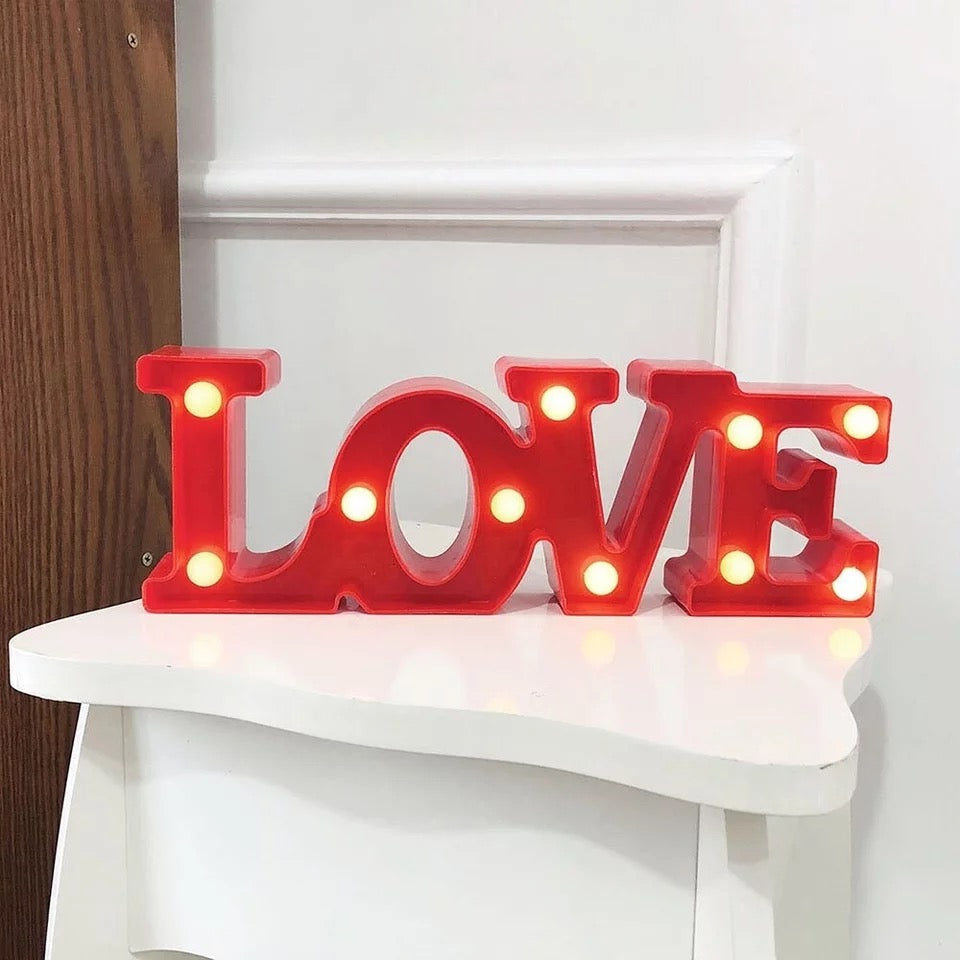 Love Marquee Light