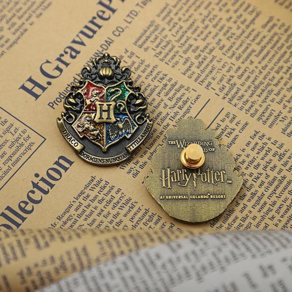 Harry Potter Hogwarts Crest Lapel Pin - Tinyminymo