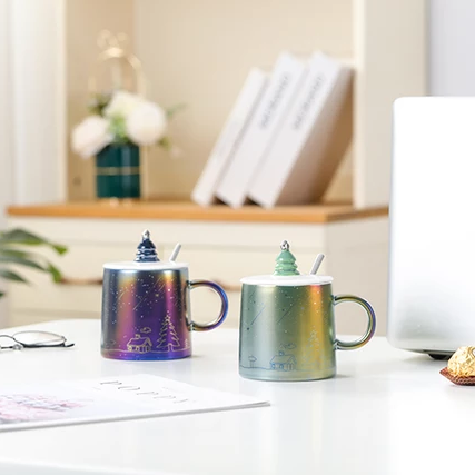 Holographic Christmas Mug with Lid and Spoon - Tinyminymo
