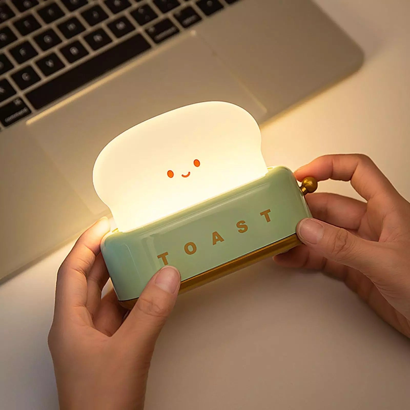 Kawaii Toast Night Light - Tinyminymo