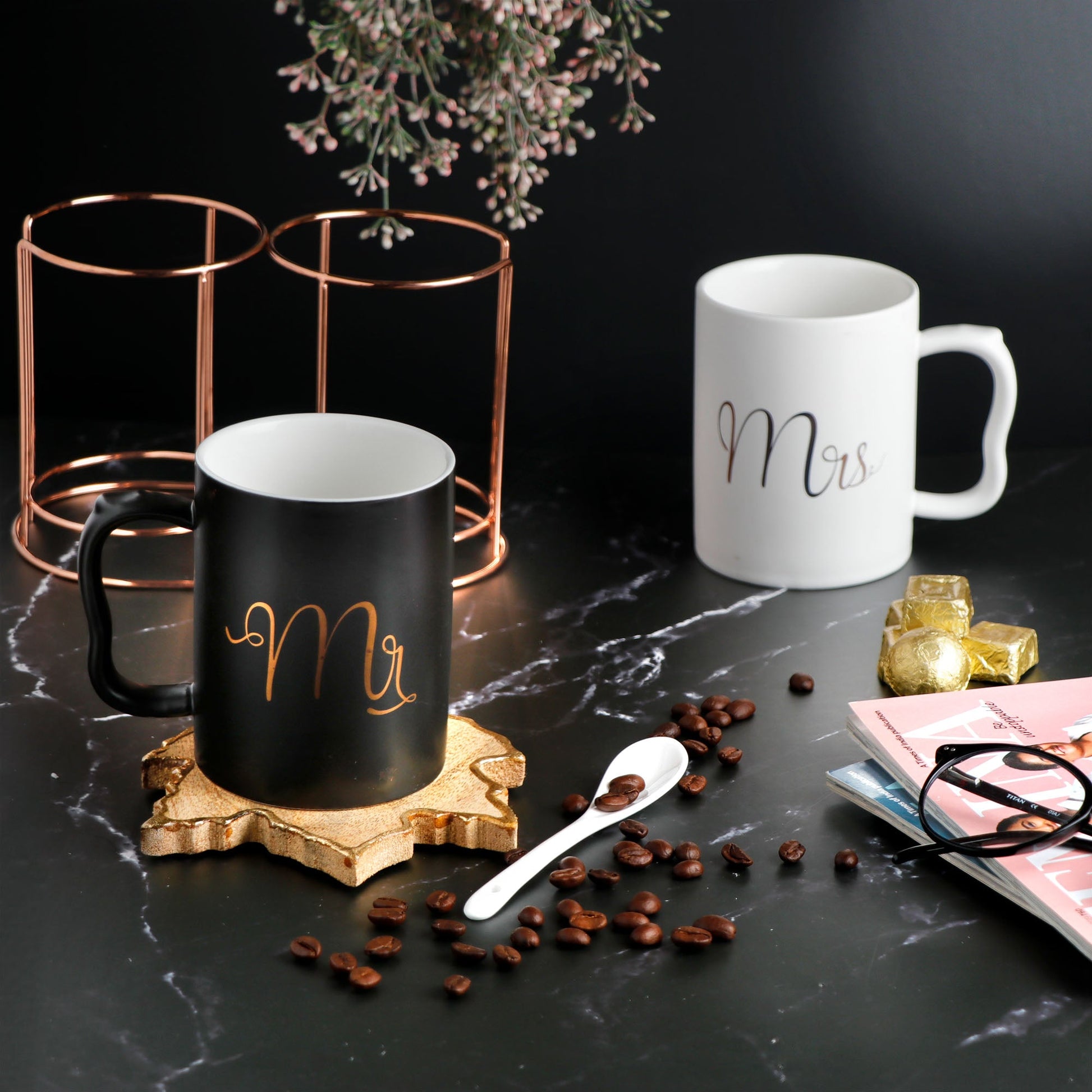 Mr and Mrs Mug Set with Stand - Tinyminymo