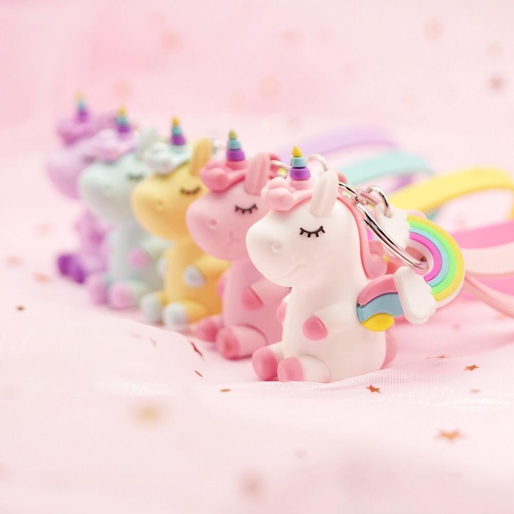 Rainbow Unicorn Keychain - TinyMinyMo
