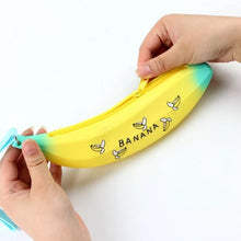 Load image into Gallery viewer, Silicone Banana Pouch
