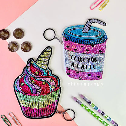 Holographic coin pouch
