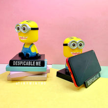 Load image into Gallery viewer, Minion Bobblehead
