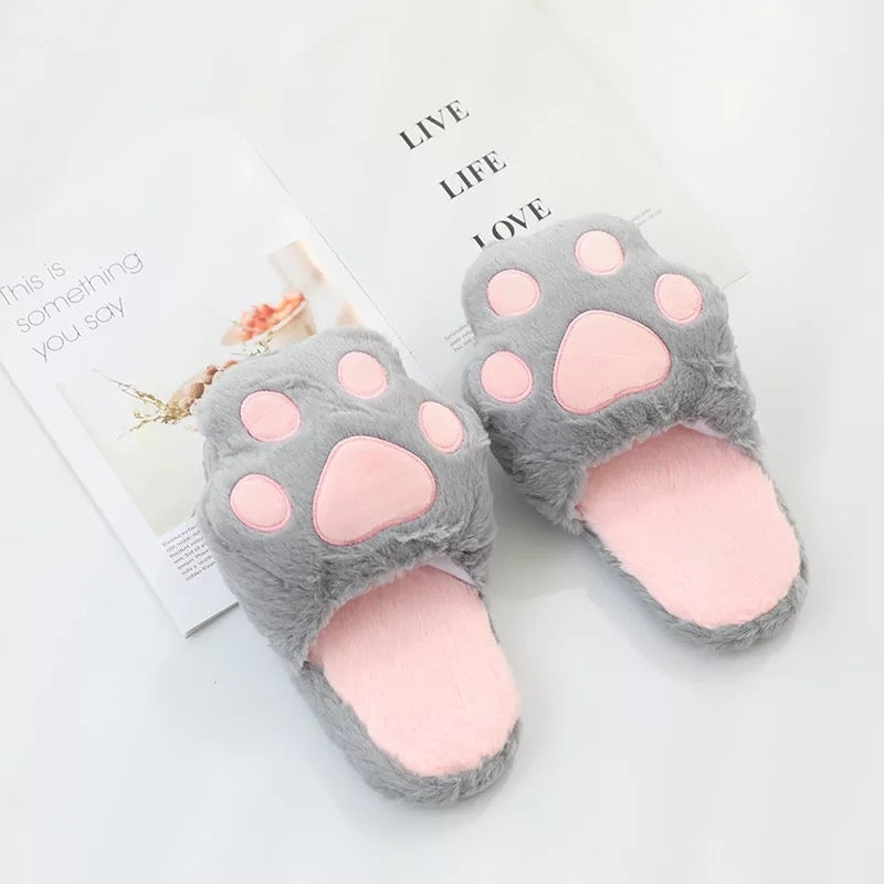Plush Cat Paw Slipper