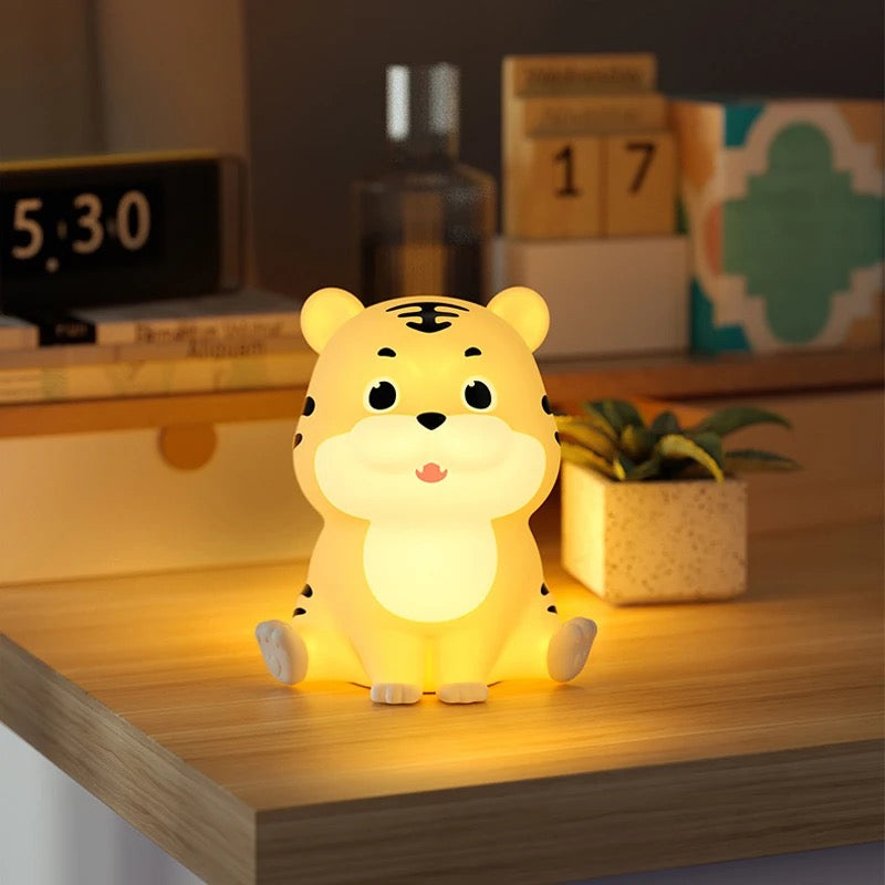 Sitting Tiger Silicone Night Light - Tinyminymo
