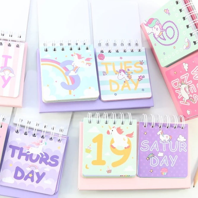 Unicorn Desk Calendar - Tinyminymo
